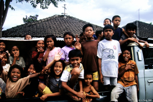 ph.: A. Lo Torto, Bali (Indonesia) 2002
